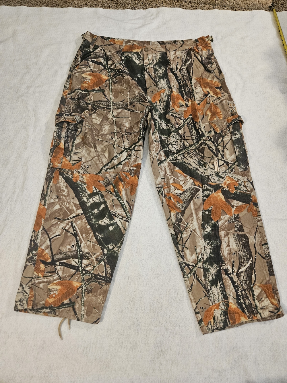 Men's Outfitter Ridge Realtree-Style Camouflage Cargo Pants